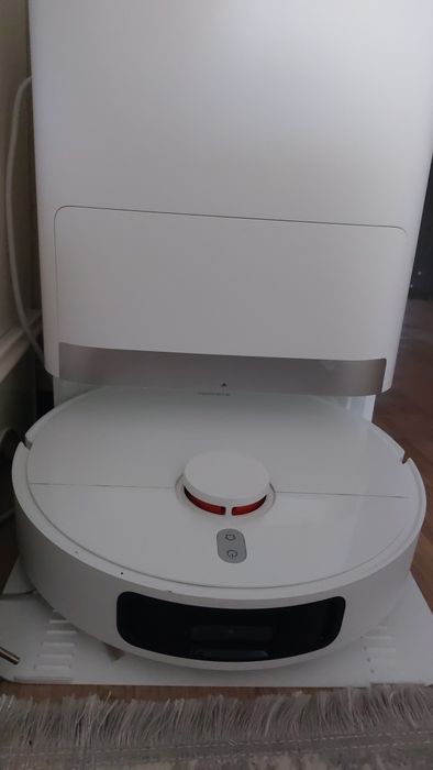 Продам робот пылесос xiaomi vacuum x20+