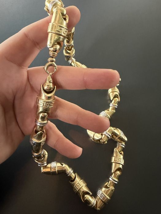 Lant de aur Versace