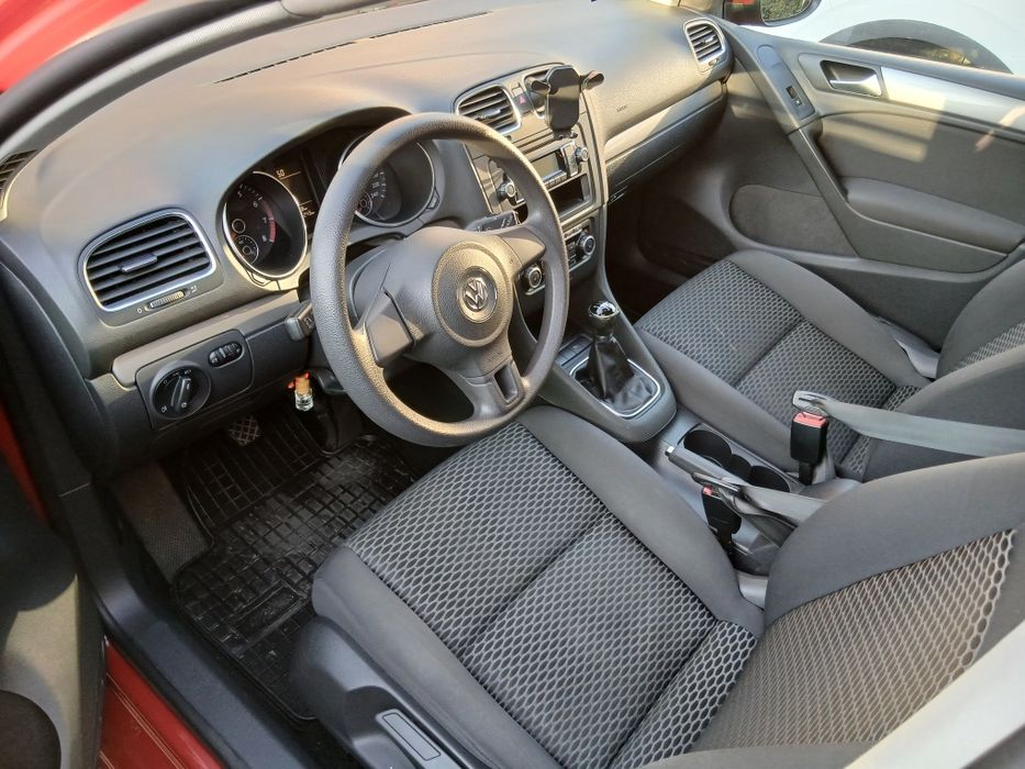 VOLKSWAGEN Golf 2011 — imagine 4