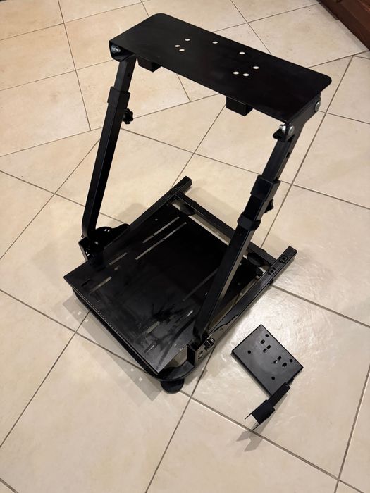 Стойка за волан и педали