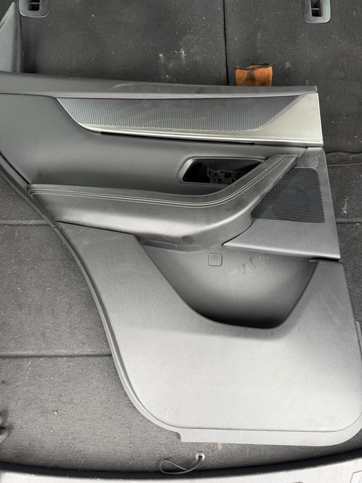 Кора на задна лява врата Mazda CX-90 2024г