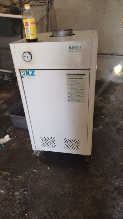 Котле газовый 400 м2 с насосом