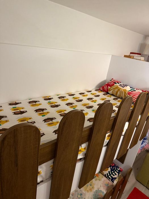 Vand pat copii supraetajat