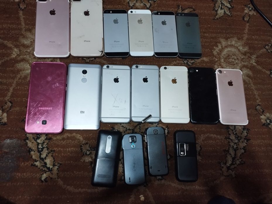 На запчасти айфоны