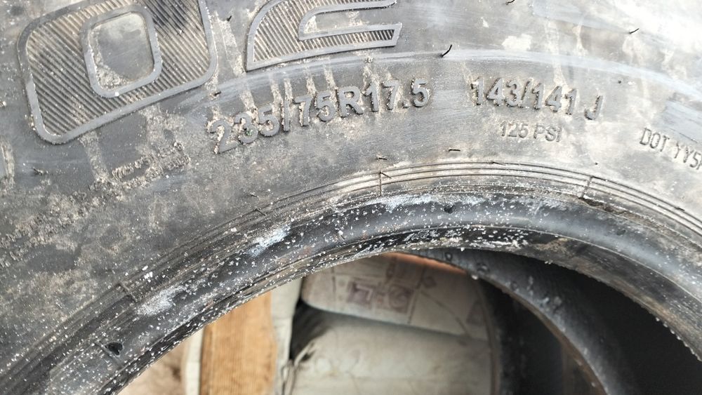 Шины 235/75 ₽ 17.5