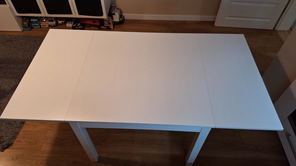 Маса за хранене разтегателна Икеа BGURSTA