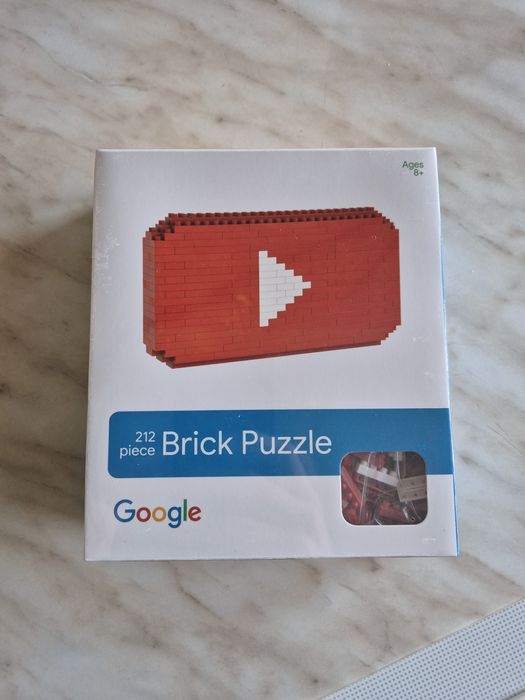 Google YouTube Brick Puzzle Официален