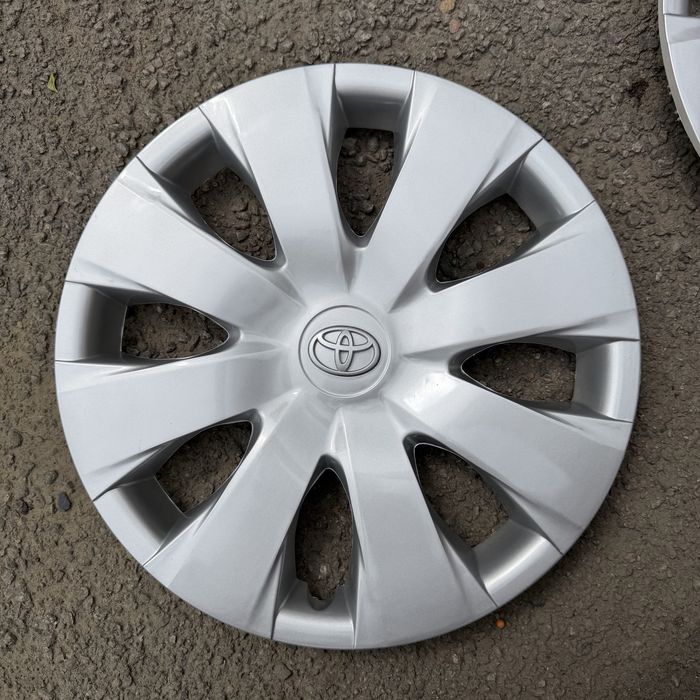 Колпаки тойота toyota r15