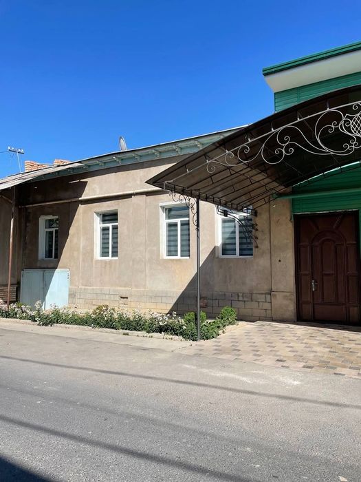 Toahkent tumani 16 yillik mahlada hovli sotiladi