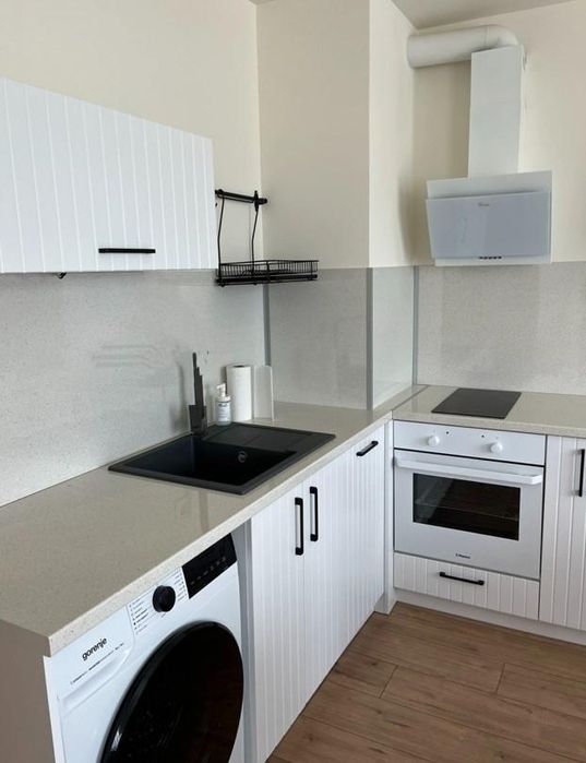 Дава се под наем Двустаен апартамент в София, Левски - 75 кв.м за 600 € - Снимка #2