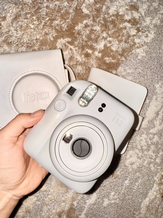 INSTAX  minii 12