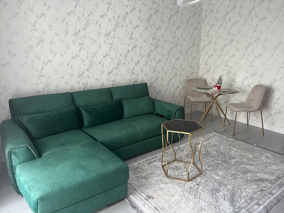 PRORIETAR , inchiriez ap cu 2 camere Aviatiei