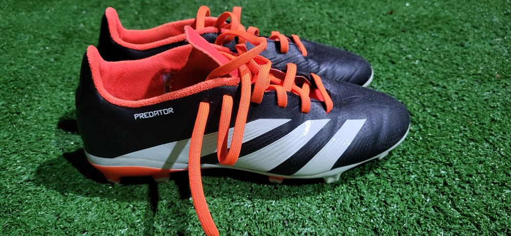 Ghete Adidas Predator, marimea 36,5