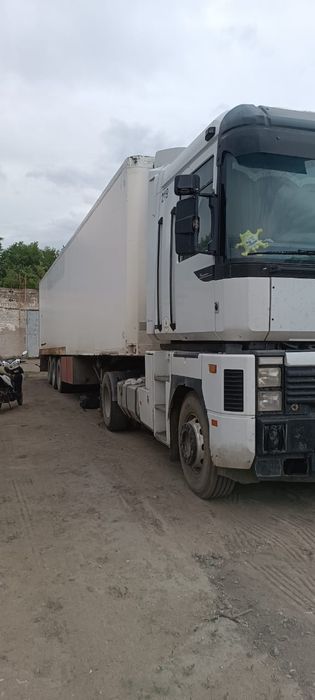 Продам фуру рено магнум