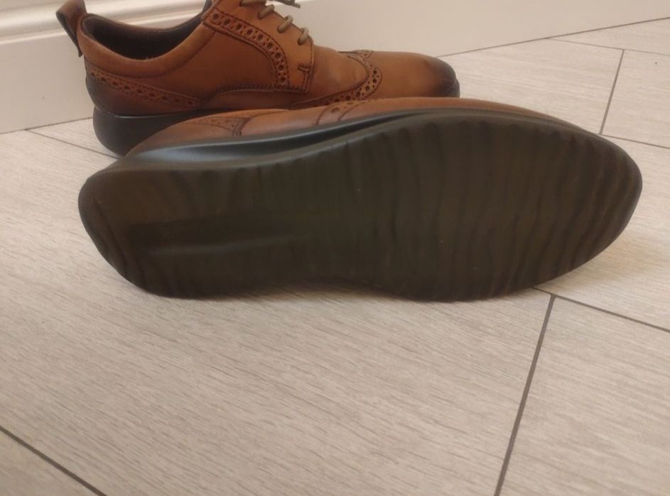 Ту-ф-ли, бро-ги Ecco Vitrus.