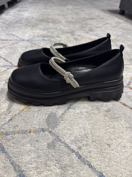 Женские туфли 38 маломерит