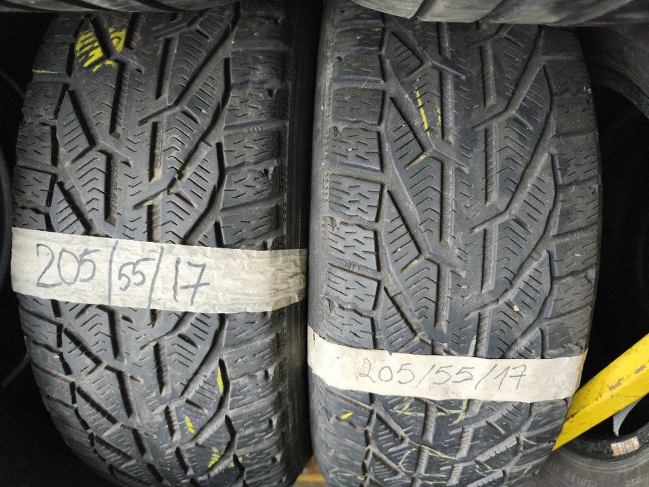 Vând anvelope de iarna 235/60/18 și 205/55/17 SI 225/40/18