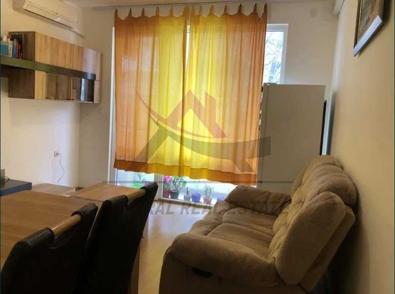 Атрактивен двустаен -Изгрев