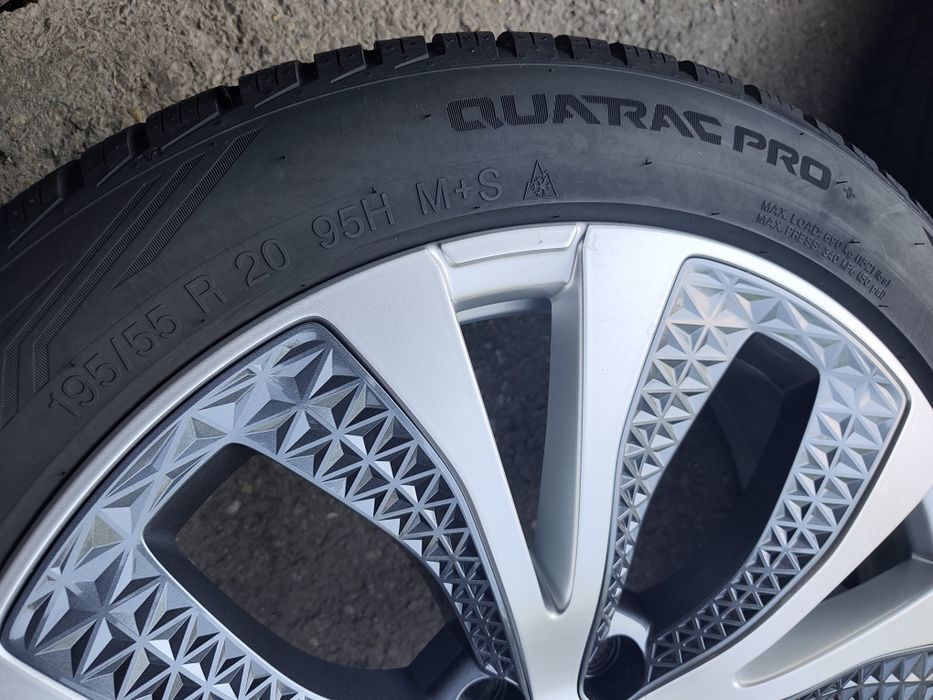 195/55/20" 4бр Vredestain quatrac pro +, дот3625,7мм