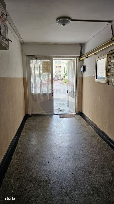 Apartament cu 2 camere de vânzare în zona Maratei