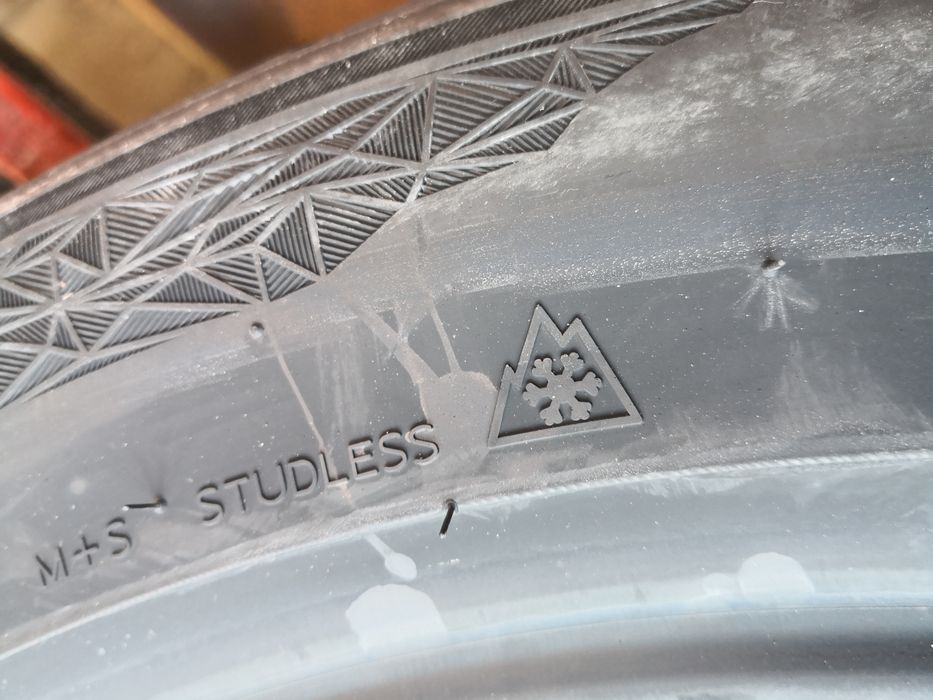 225 55 19 цола гуми нови hankook dot 26