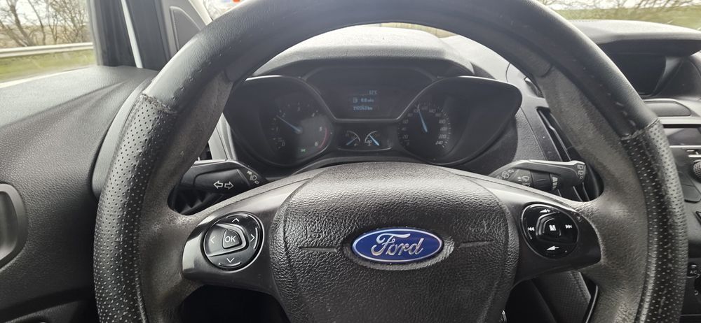 Ford Tranzit Connect MAKXSI