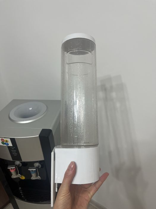 Диспенсер для воды + стаканодержатель