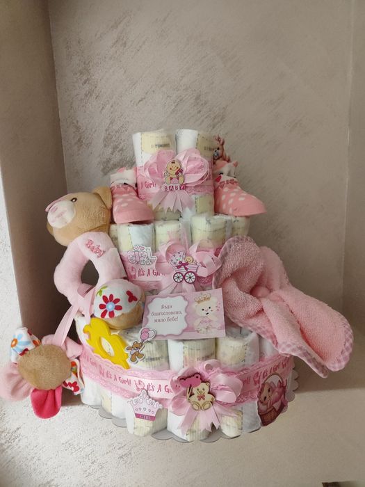 Торта от памперси PAMPERS PREMIUM CARE 2