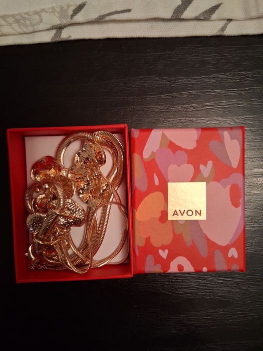 Колие златист тон