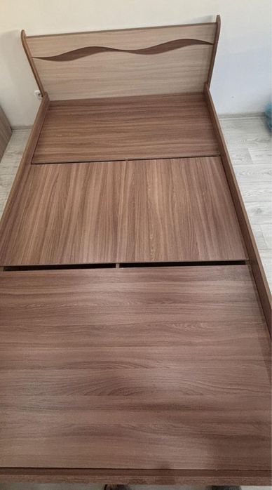 Продаю : Кровать с матрасом