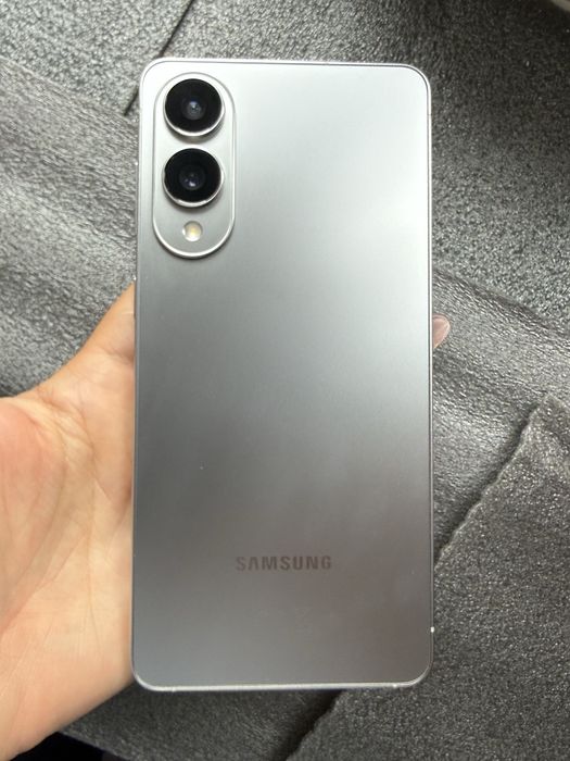Samsung s25 edge 12 gb Ram /256gb
