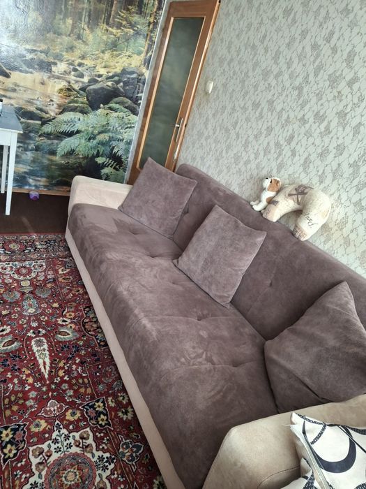 Диван с клик клак механизъм