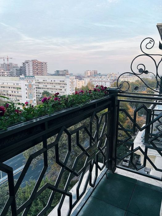 Срочно квартира 2 ком ЖК Uzbegim, 65м² Яккасарайский р-н, ул. Бобура