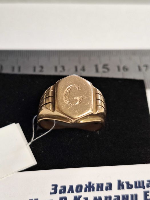 Масивен мъжки златен пръстен с буква "G" 10,96гр