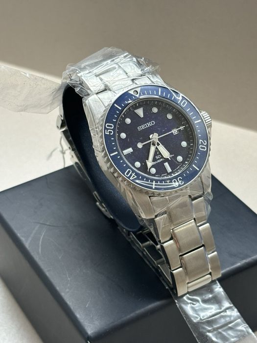 Часовник Seiko SNE585