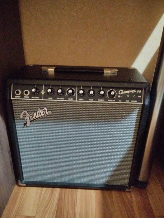 Fender champion 40
