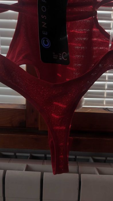 Секси червено боди