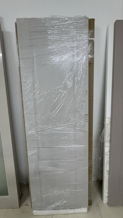 Продам двери с витрины