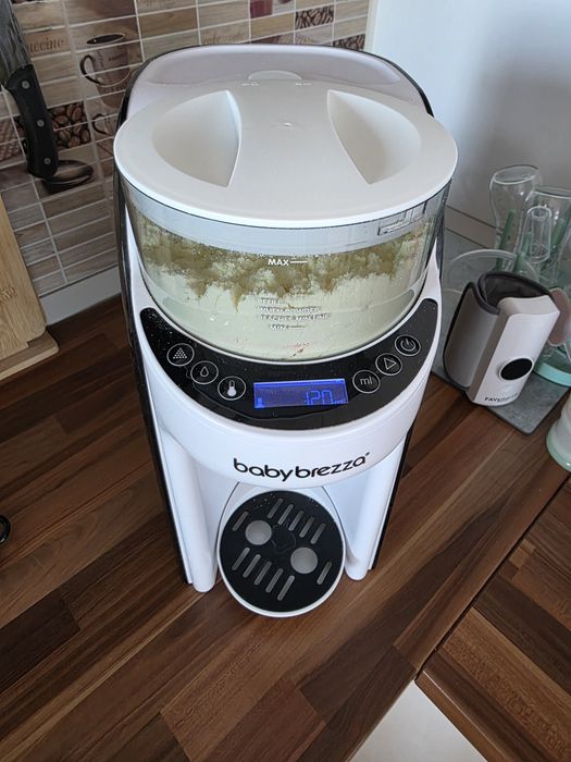 Aparat lapte Baby Brezza