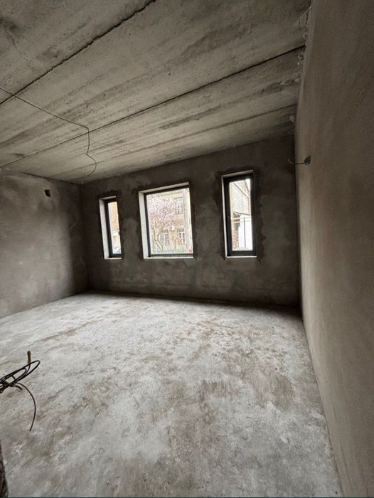 Продается Коттедж Миробадский район коробка