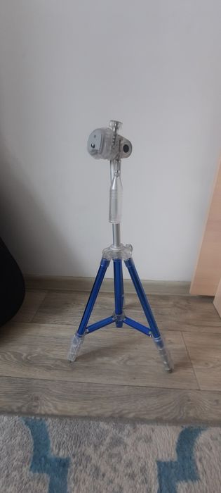 Продам штатив Continent B2