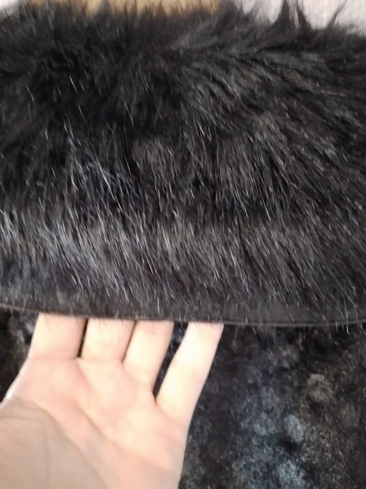 Елегантно и интереесно късо палто