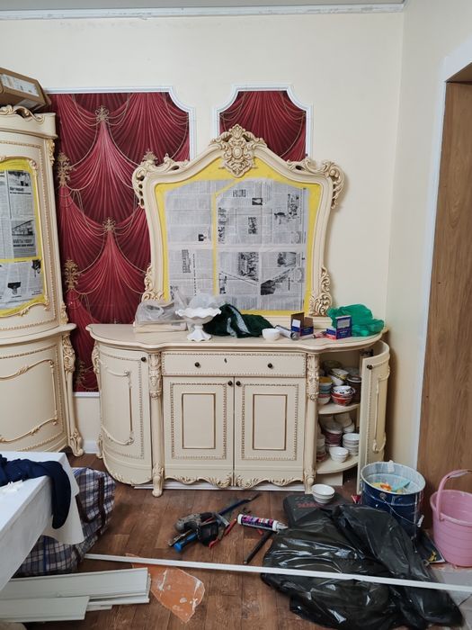 Сервант с комодом