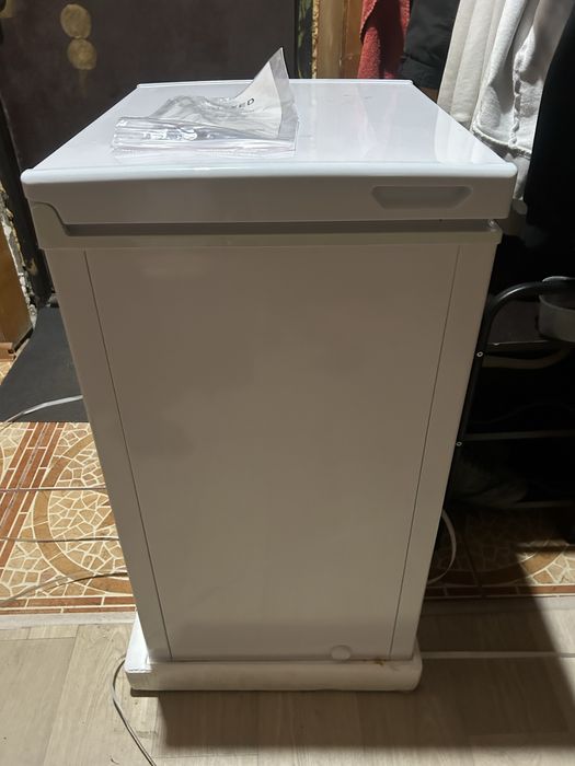 Морозильник новый 80 л
