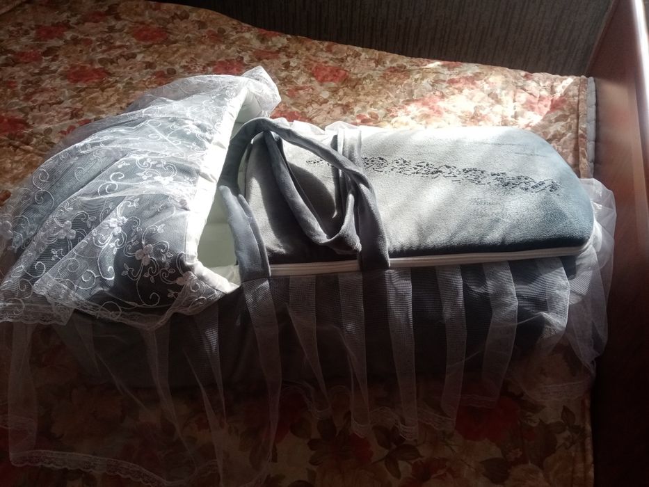 Продам сумку для выписки