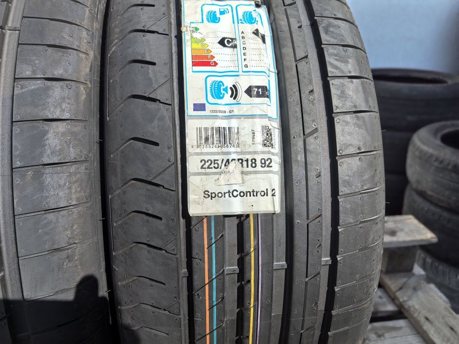 225/40/18 Фулда ДОТ 2019 г - Чисто Нови