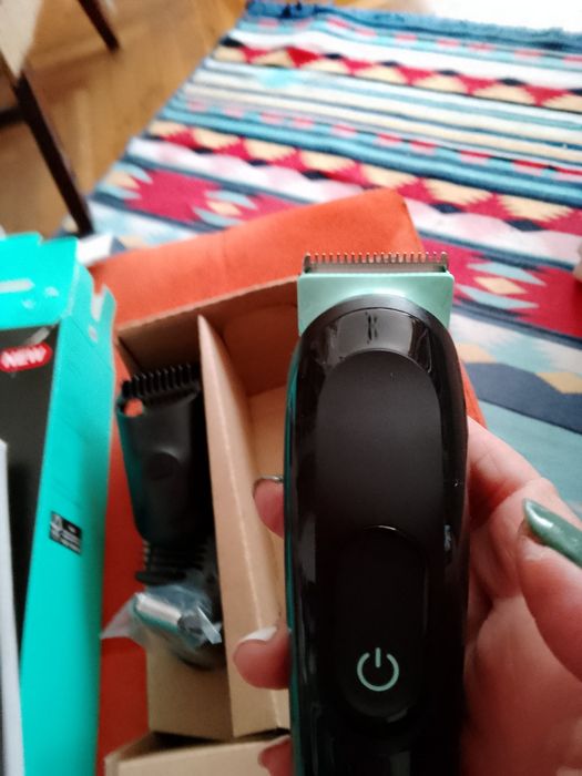 Машинка за подстригване плюс приставка за оформяне на брада