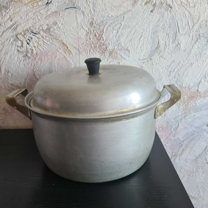 Кастрюли алюминиевые