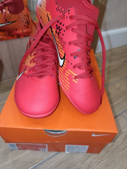 Футболни обувки Nike JR Mercurial