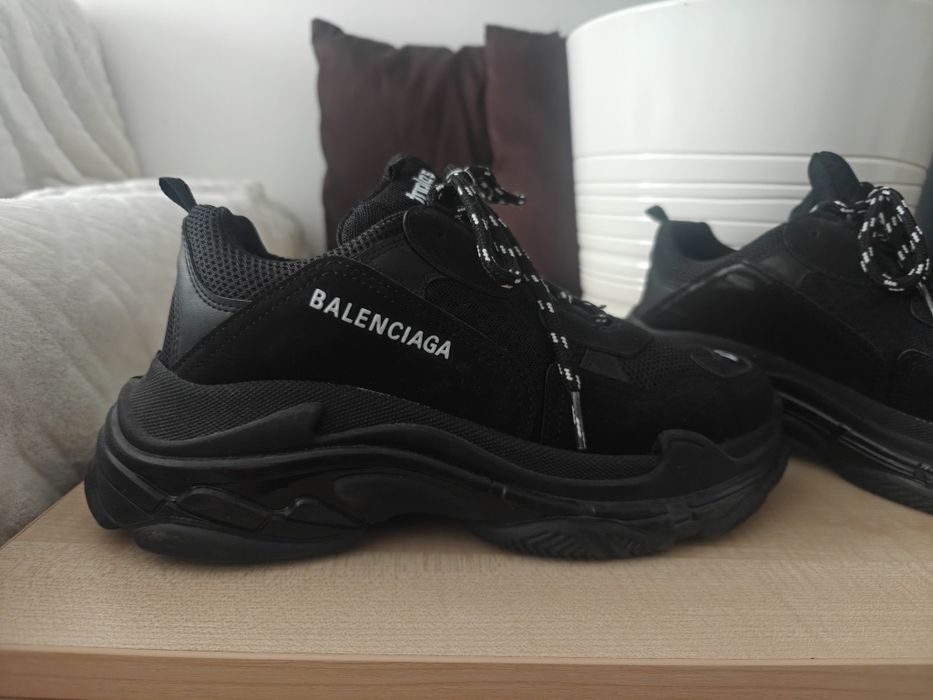Balenciaga triple s